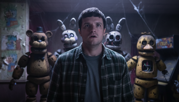 Five Nights at Freddy's 2 Overloads on Frights but Fumbles Story