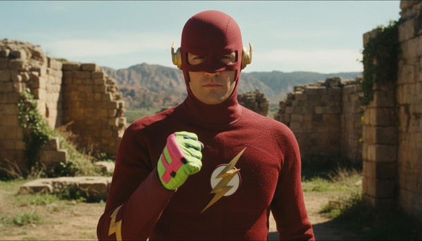 Before the MCU Took Over, These 7 Live-Action Superhero Shows Ruled TV