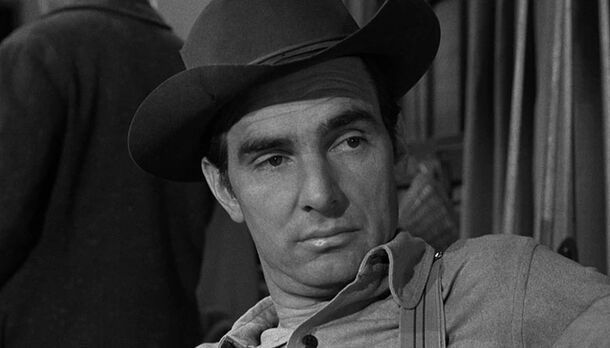 Gunsmoke: why did Chester leave? Dennis Weaver tried to quit twice and came back — the third time, NBC made an offer - image 1