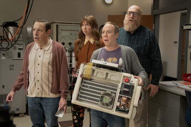 What is Stuart Fails to Save the Universe about? The Big Bang Theory spinoff that ends up crossing over with The Flash - image 1