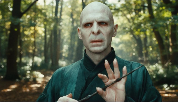 Ralph Fiennes Names His Pick for the Next Voldemort — Harry Potter Fans Erupt