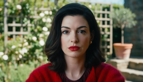 Anne Hathaway gives thanks after an incredible year: ‘What a gift that’s been’
