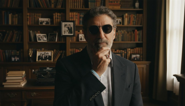What’s behind Chuck Lorre’s sitcom moms’ complicated relationships with their kids? The creator gets personal
