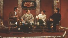 Why does Seinfeld have a laugh track?