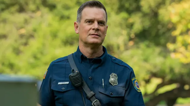 Why was Bobby Nash killed off 9-1-1? It wasn't Peter Krause's decision